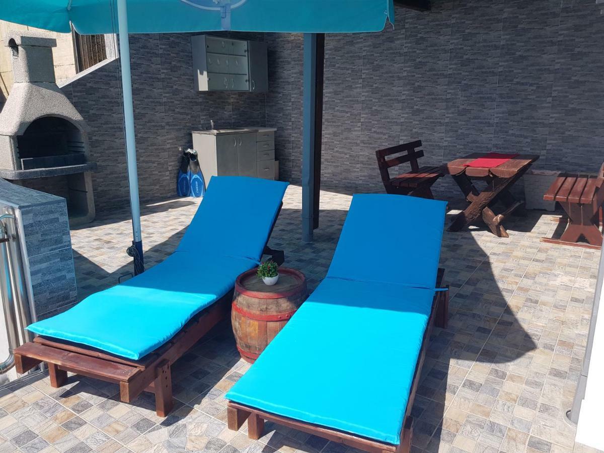Summer Holiday House Mm Улцинь Екстер'єр фото